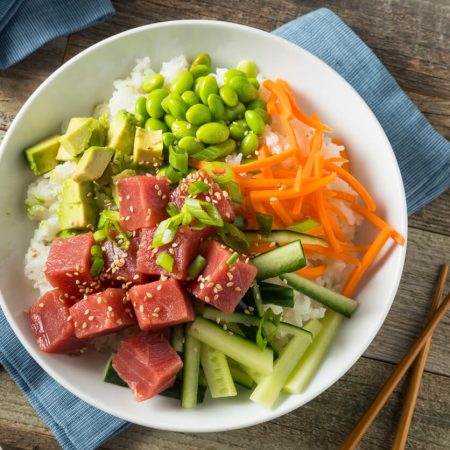 Ensalada de arroz de sushi